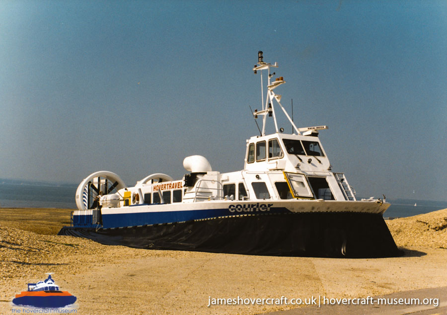 AP1-88 hovercraft promotional day by BHC -  (credit: The <a href='http://www.hovercraft-museum.org/' target='_blank'>Hovercraft Museum Trust</a>).